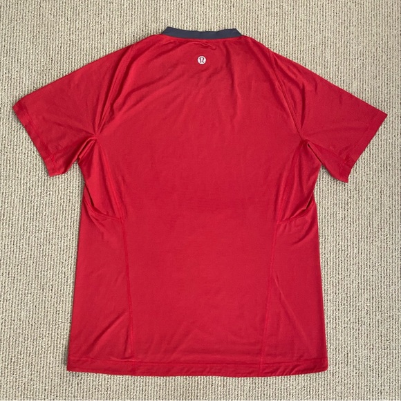 Lululemon Workout Tee - Picture 1 of 2